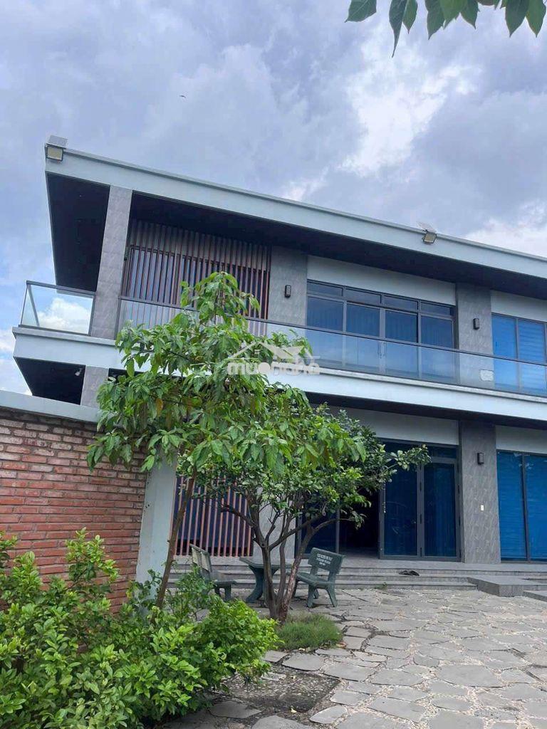 Biệt thự gần 700m2 gần ngã 6 an phú