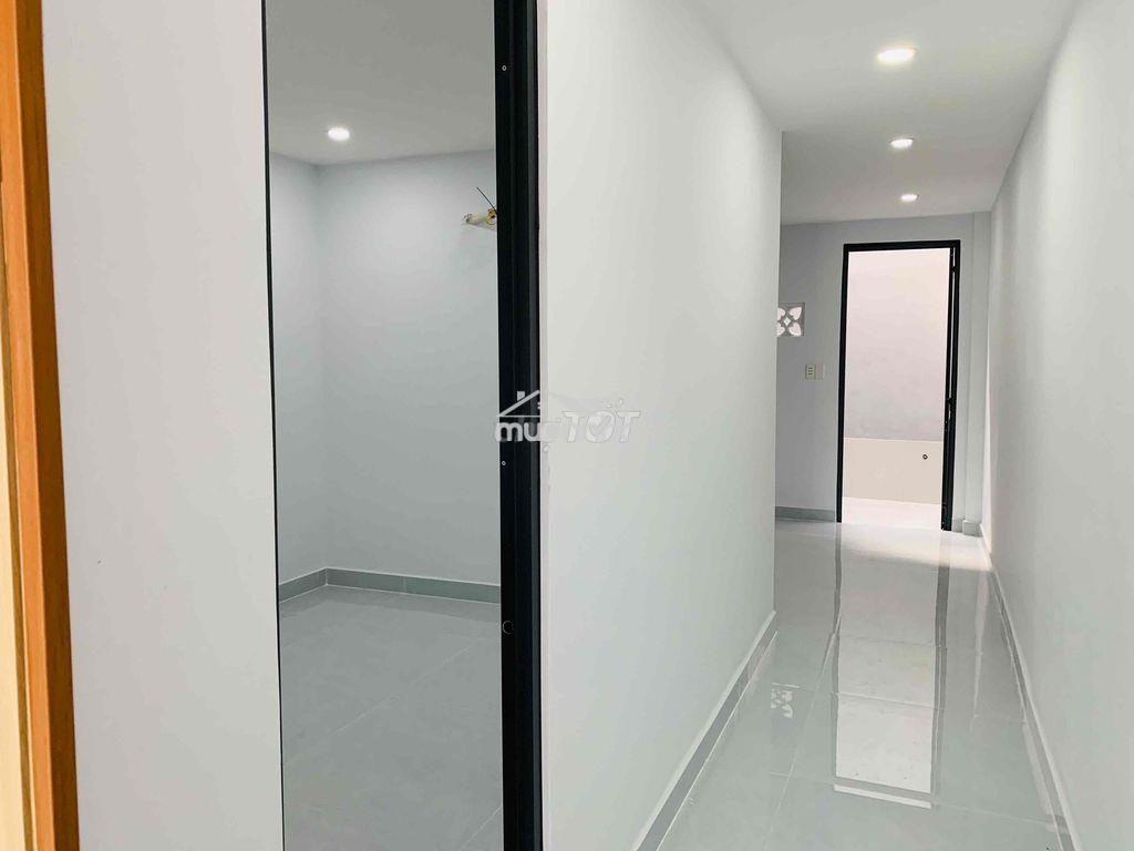 🔥Bán nhà 4x18 ấp 3 gần chợ đầu mối hóc môn - 4