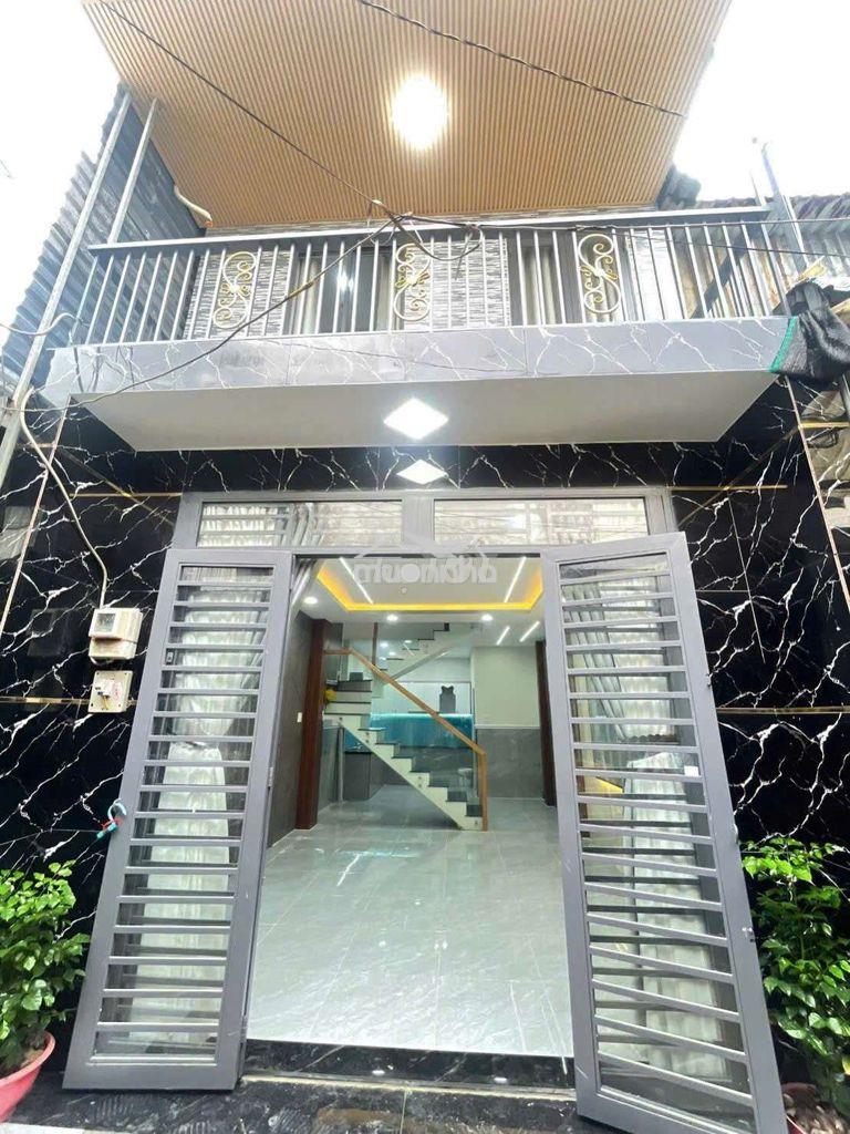 Nhà đẹp ko tùy vết 4x10m