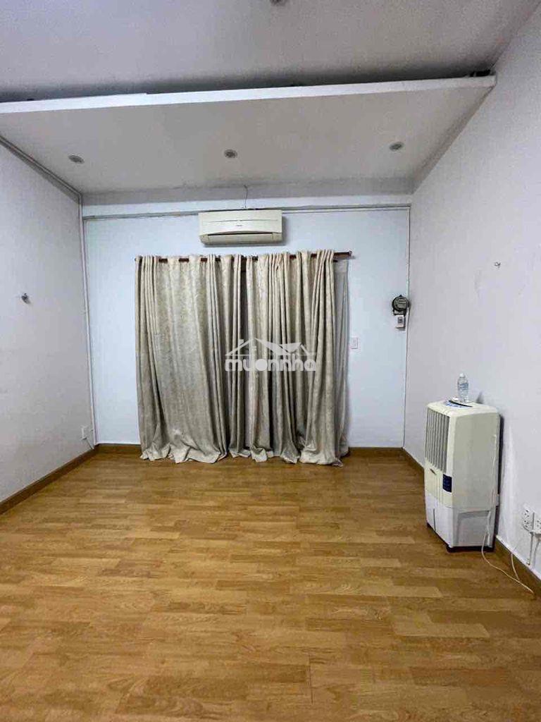 Cho thuê nhà đường nguyễn trãi - quận 1 - 3