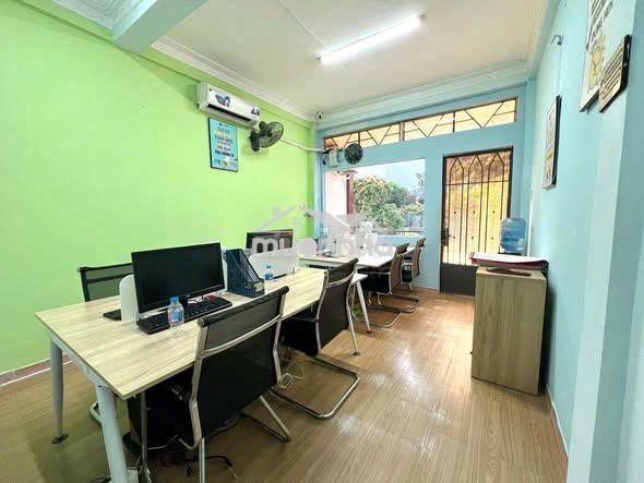 Hhmg% cho thuê văn phòng – lầu 2 (hẻm xe hơi)