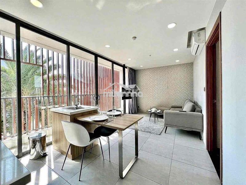 1pn thoáng - ngay lý thường kiệt - giáp tân bình q10 - thoáng