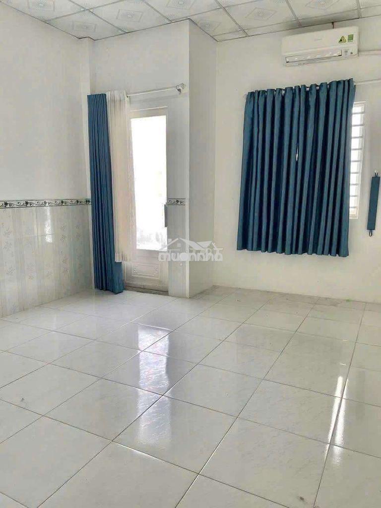 Cho thuê nhà 1 trệt 1 lầu 2pn 2wc 4x10m hẻm xe hơi gần phú mỹ hưng - 4