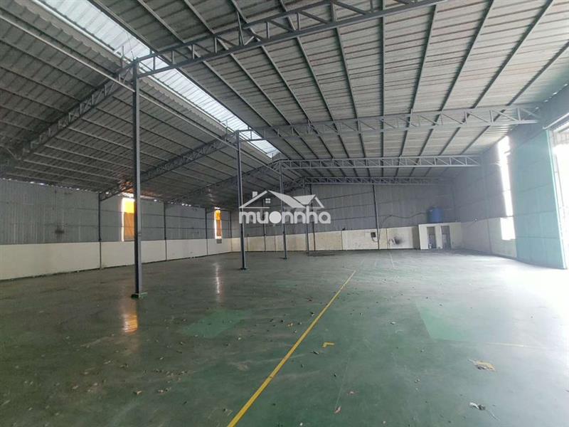 Cho thuê xưởng 1000m2.nến sơn epoxy,đường xe tải 10 tấn.thuận an,bd