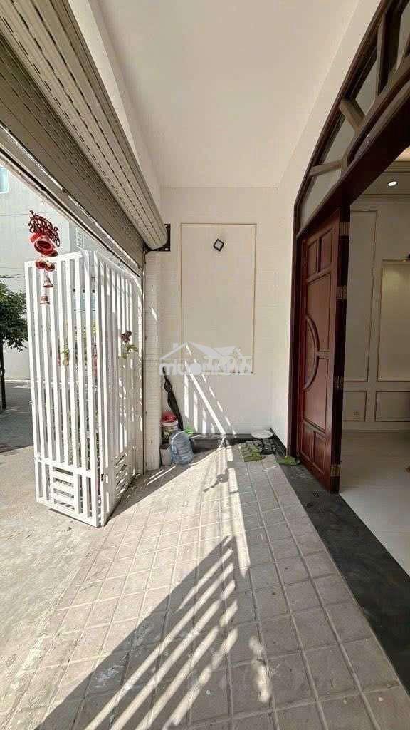 Nhà 1 trệt 2 lầu sân thượng 5x15m hẻm xe hơi kdc lê thị chợ quận 7 - 3