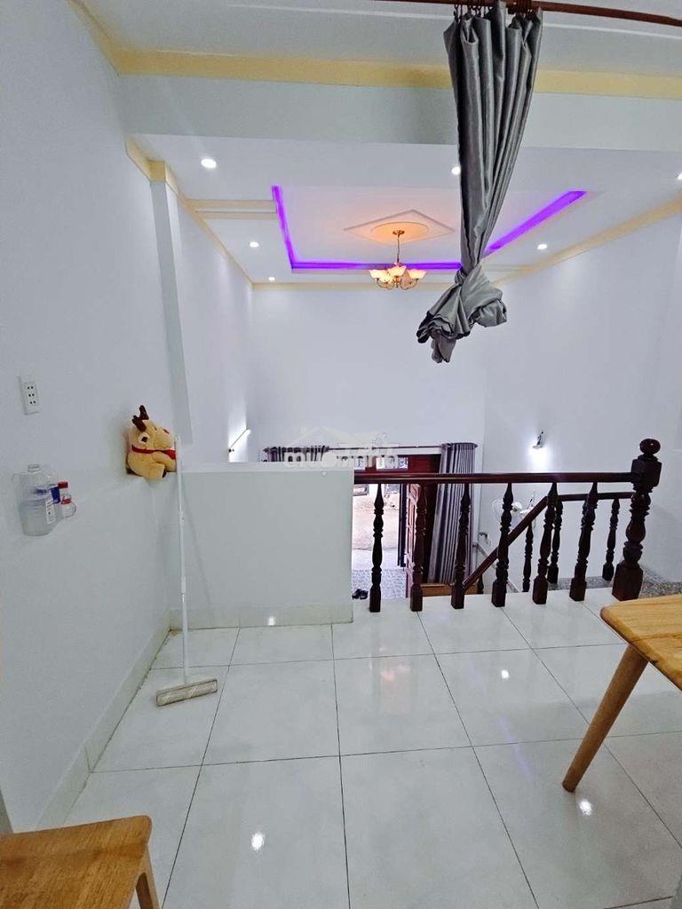 Nhà cấp 4 gác đúc gần chợ khánh long - miếu ông cù bình dương - 2