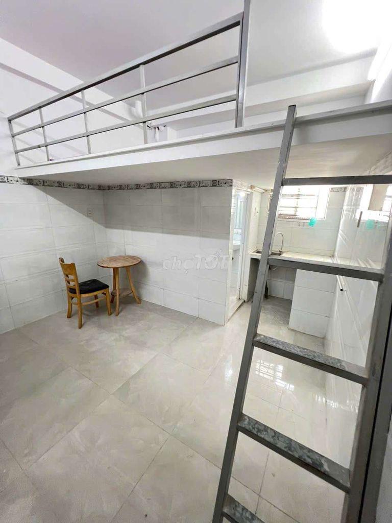 Phòng đẹp có gác thoáng mát - 4