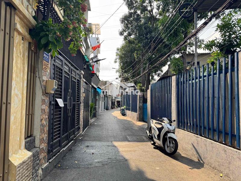 Cho thuê nhà nguyên căn đường quang trung ngay hoa lư - chỉ 5tr