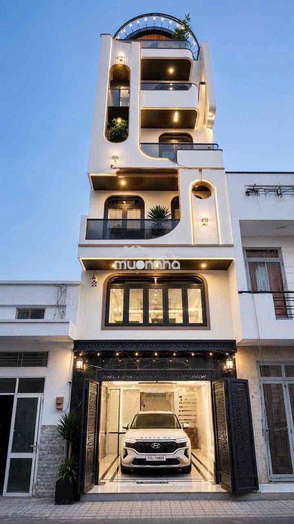 Bán gấp nhà 5x14m, có thang máy, mới xây 4 tầng