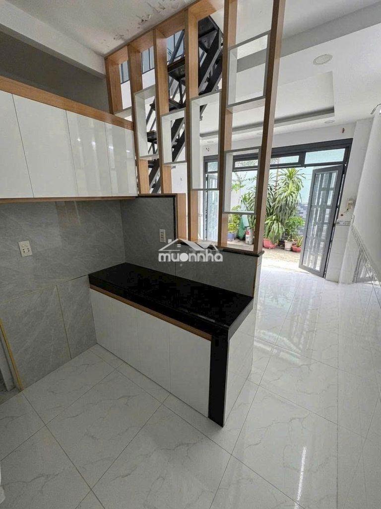 Bán nhà ngay trường nguyễn hiền, đường trương thị hoa, q12 giá 1 tỷ 08 - 2