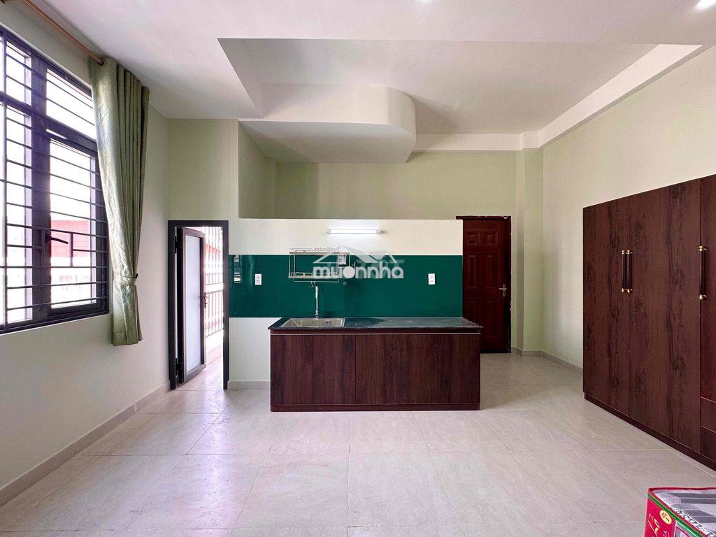 Phòng trọ ngay hoàng hoa thám, sát sân bay, ban công, cửa sổ trời - 2