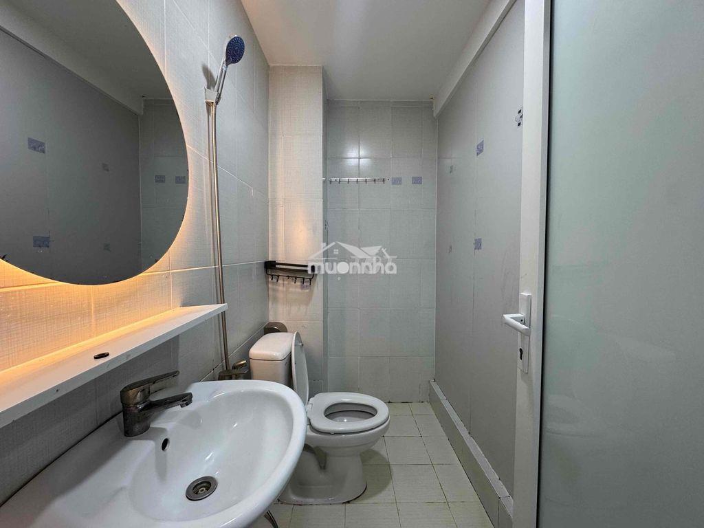 Cho thuê phòng thoáng giá rẻ full nội thất ngay trung tâm quận 3 t7 - 4