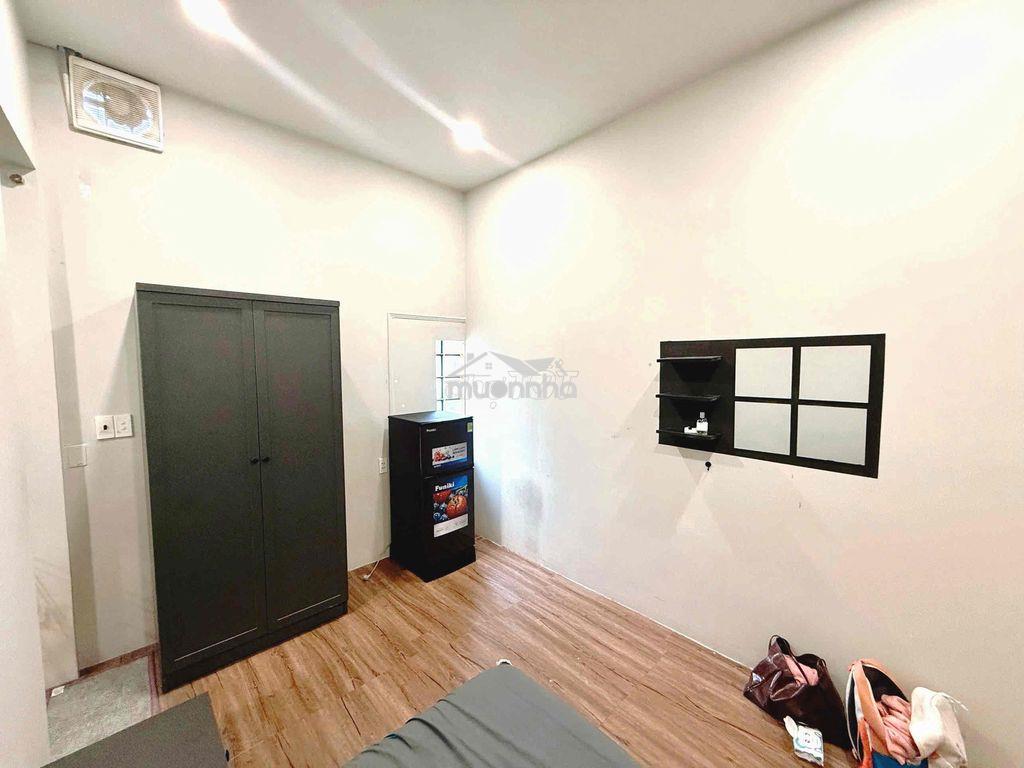 Cho thuê chdv tách bếp, full nội thất ngay bệnh viện bình dân chỉ 5,4 - 3