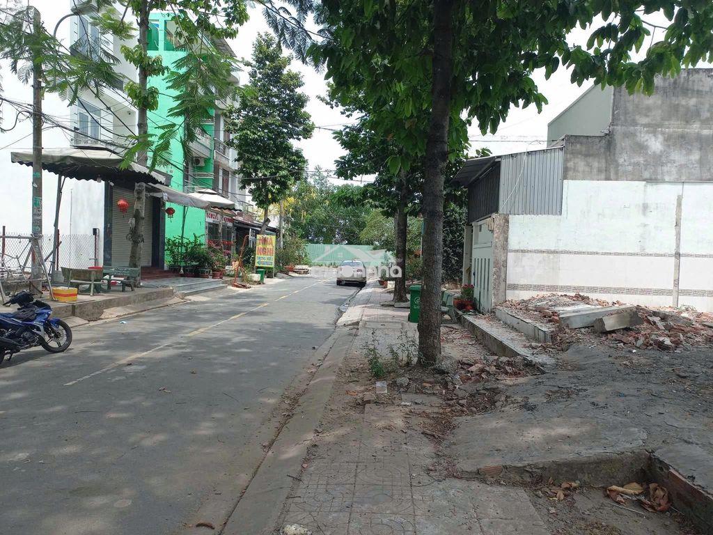 Bán miếng đất ông bà để lại gần chợ đệm bình chánh - 2