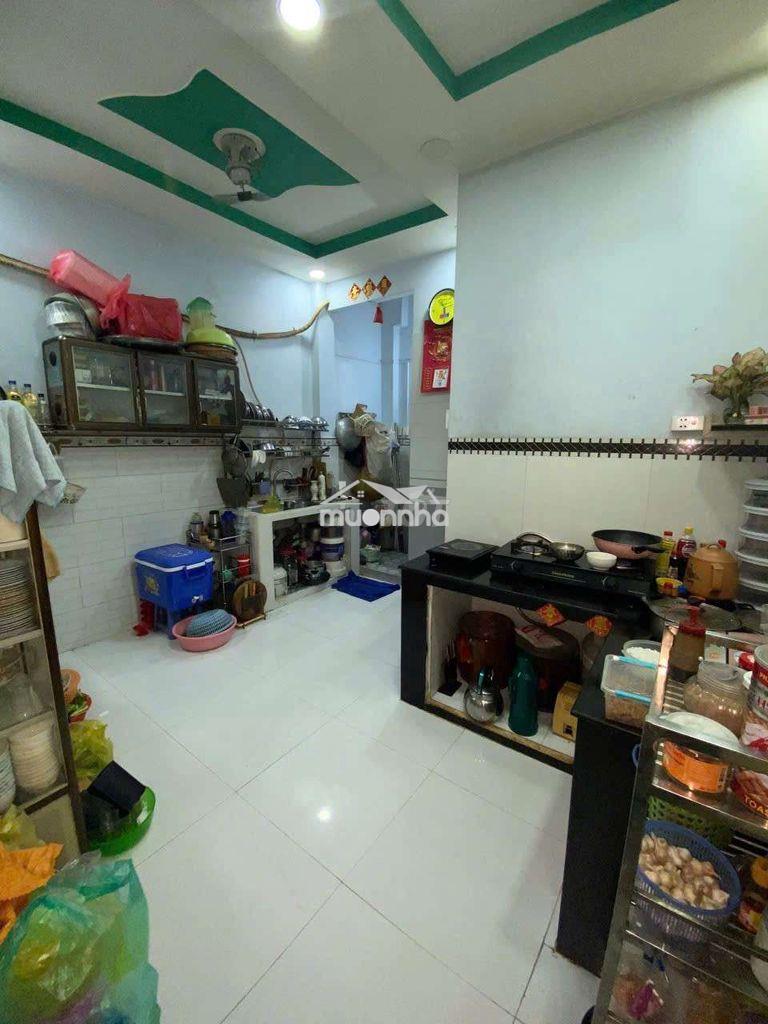 Bán nhà hẻm 161d/ lạc long quân phường 3 quận 11. 4mx17m 1 lầu - 2