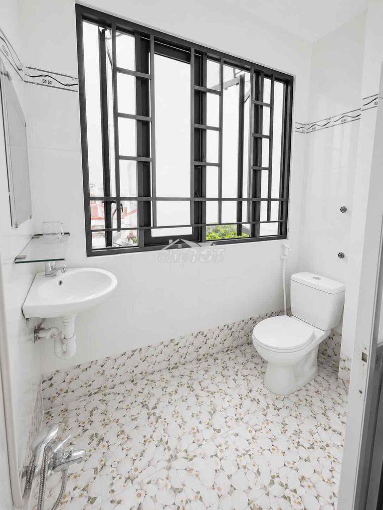 Cho thuê phòng studio bancol cửa sổ trời giá rẻ gần aeon tân phú - 2