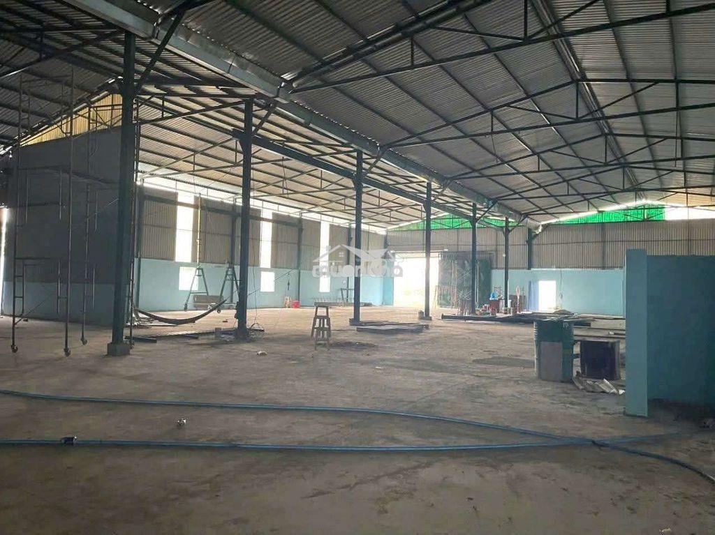 Cho thuê mtkd xưởng,đất 2300m2.phù hợp sorom,phòng khám,ngã 6 an phú - 3