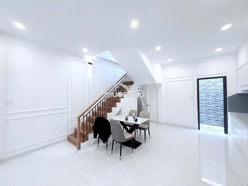 Bán nhà - đường lạc long quân ,p8 ,tân bình dt; 6x12m ,64m2 3 tầng