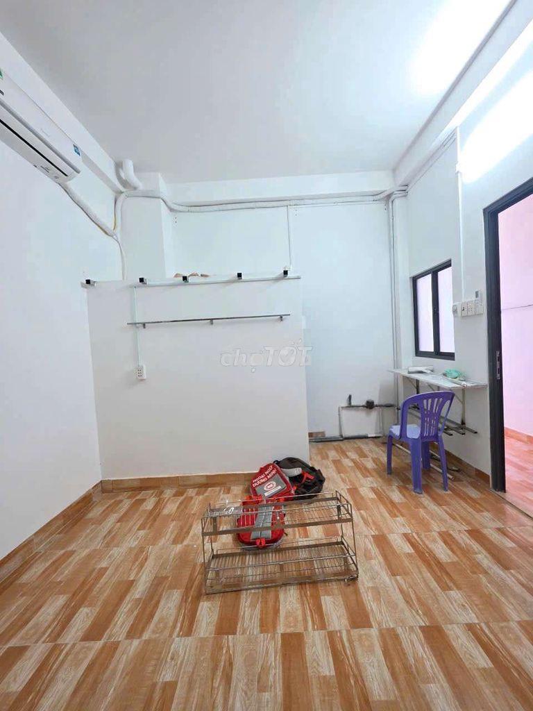 Cho thuê phòng gác - thang máy, ung văn khiêm đi bộ qua hutech 2 phút - 4