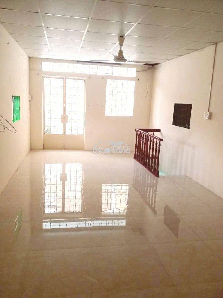 Bán nhà 3 tầng, thành thái ,f 14, q 10 , giá : 4 tỷ 550 triệu - 3