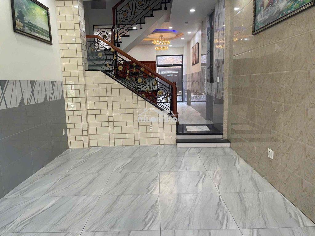 Cho thuê nhà đẹp- 5pn+5wc-4x18m- bhha, bình tân- 15tr - 3