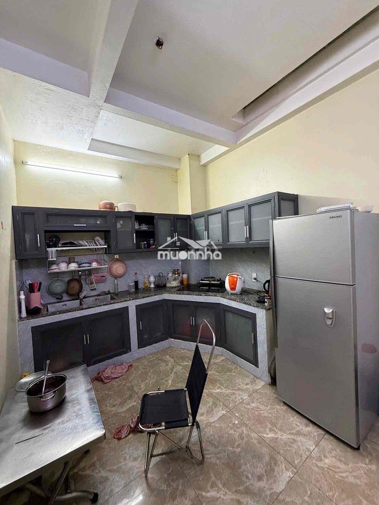 Nhà - đường nhựa 10m thông - 4m x 17.5m - 4