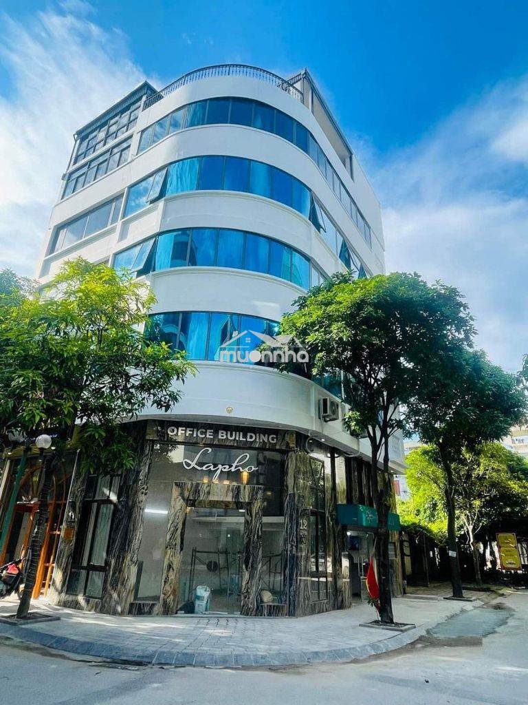 Cho thuê văn phòng đường hai bà trưng, quận 1 / diện tích 150m2