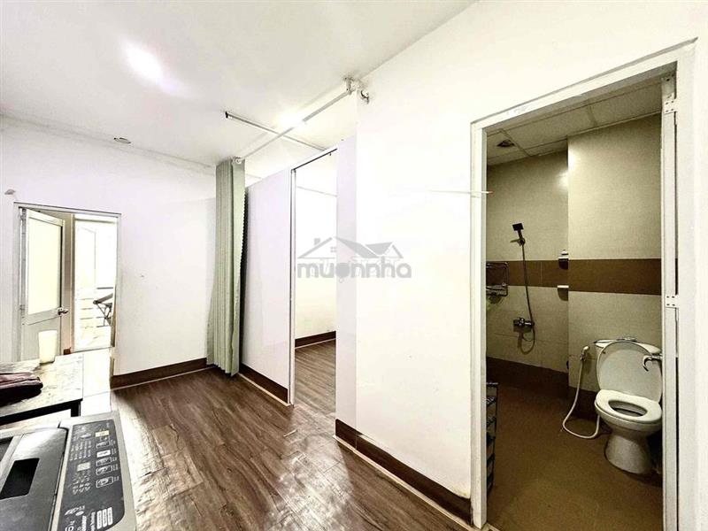 Cho thuê căn hộ 2pn bancol máy giặt riêng 4ng4xe rộng 50m2 ngay bờ kè