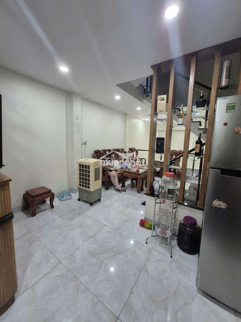 Cho thuê nhà hẻm xe tải 4,5x12m trệt lửng 2 lầu sân thượng 4pn 4vs - 2