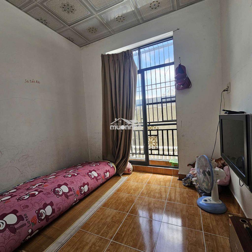 Cần bán nhà quận 7 . 900 triệu - 2