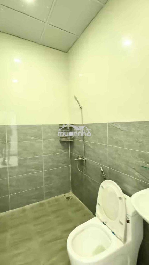 Nhà diện tích lớn giá rẻ - 4