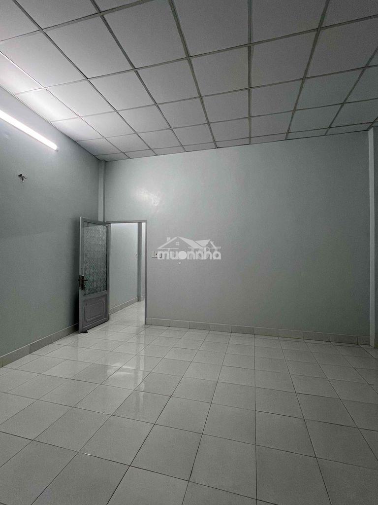 Cho thuê nhà nguyên căn hẻm oto rông rãi 2 on 3wc nhà mới - 2