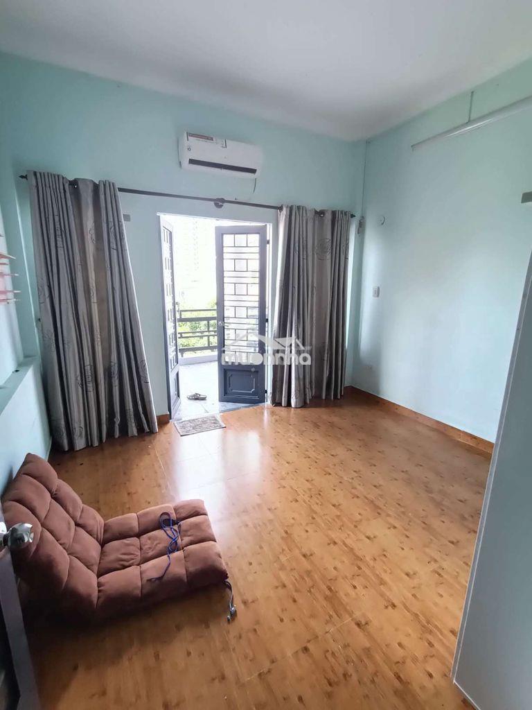 Phòng trọ ban công - vườn lài