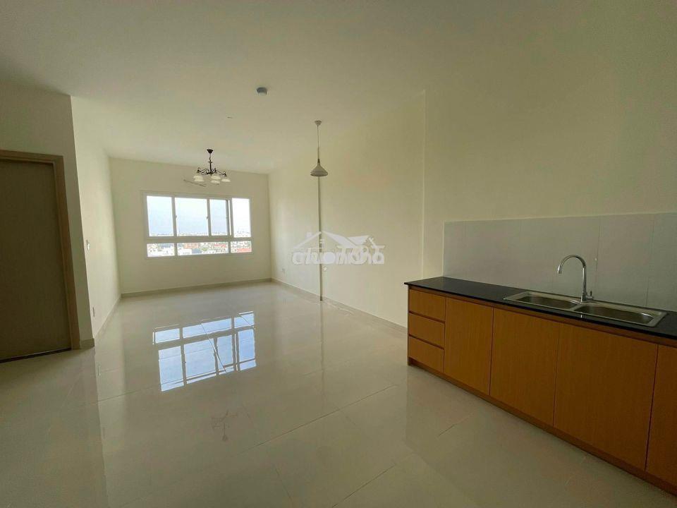 Chính chủ cho thuê ch green town 68m2/ 2pn, có nội thất, giá 7.5tr - 3