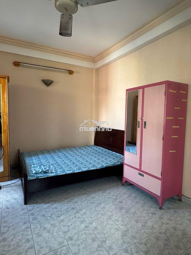 Cho thuê phòng 25m2 đường lê thị riêng quận 1
