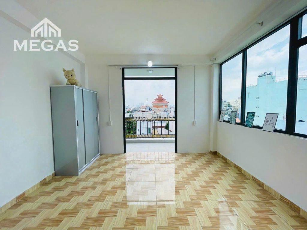 Studio bancol cửa sổ lớn _ full nội thất _ thang máy hầm xe _ bốn xã - 4