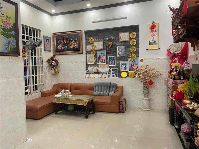Bán nhà kdc phú hoà giá đầu tư, 120m2 giá 4.9tỷ rẻ nhất khu