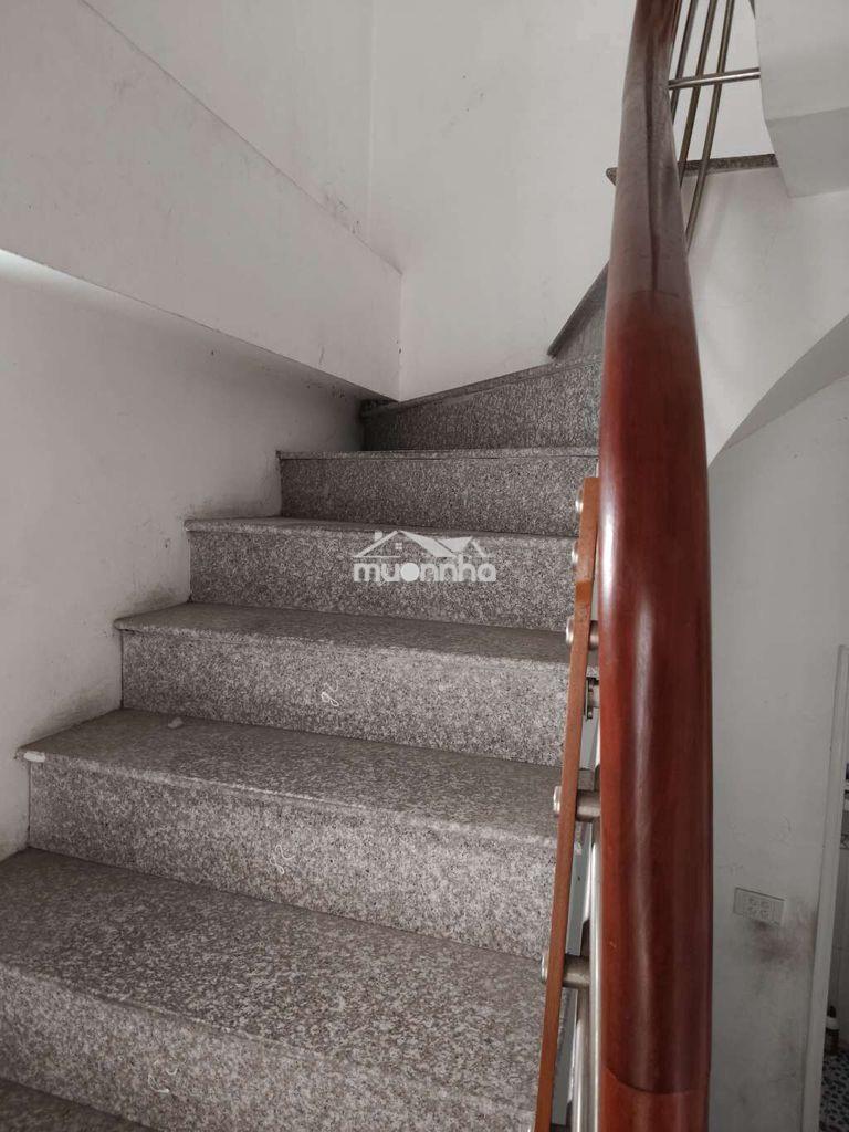 Nhà 3.5 tầng, 30 m2 cho thuê gấp - 3