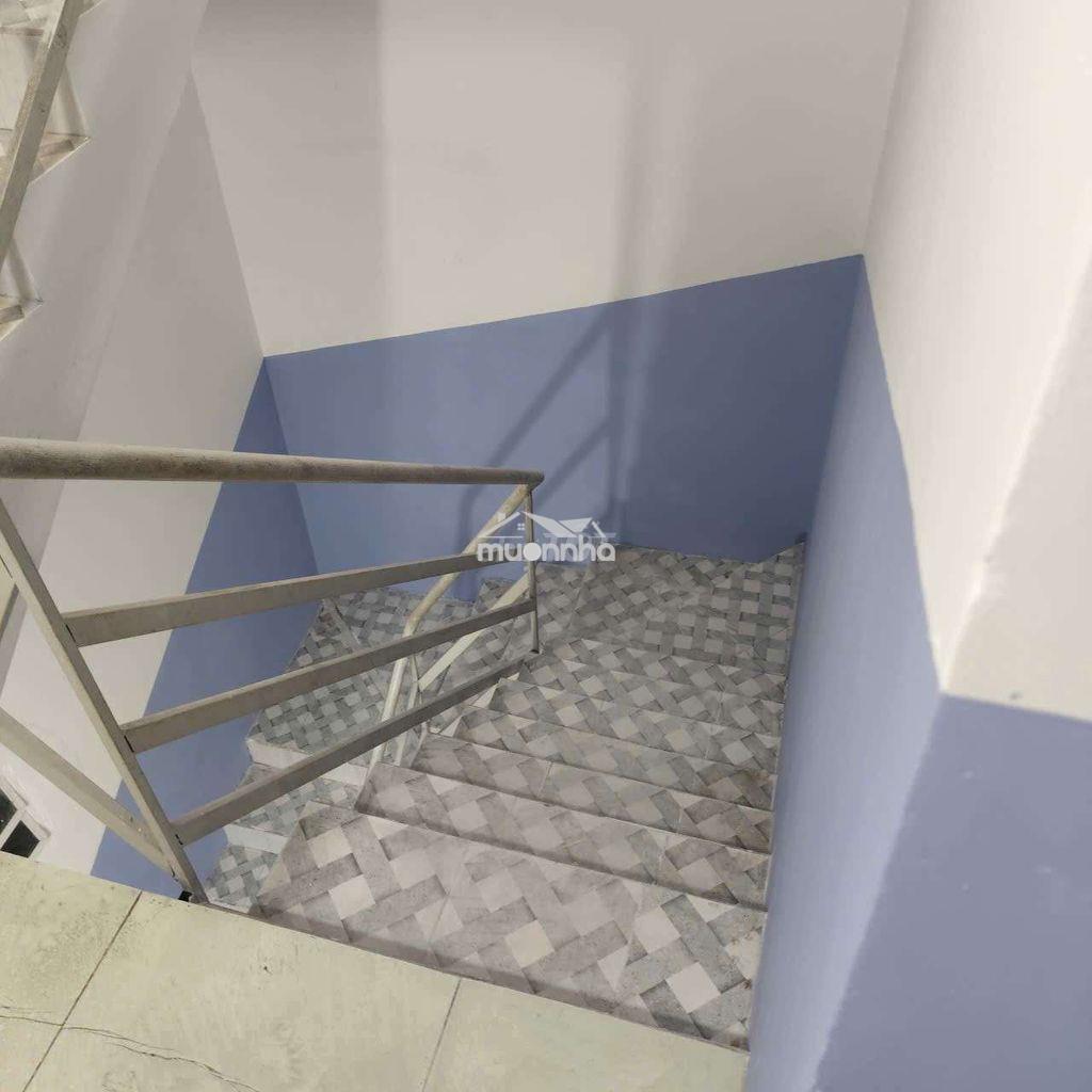 Phòng mới xây đẹp yên tỉnh giá rẻ - 4