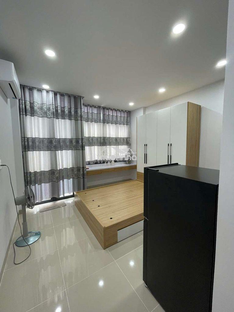 Nhà ngay trường đại học văn hóa. phường phước long - 3