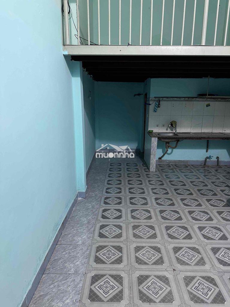 Cho thuê phòng trọ 30m2 đối diện hẻm trường tiểu học vĩnh lộc a vào 10 - 4