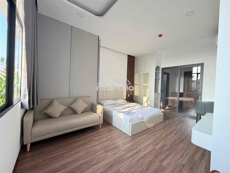 Căn hộ 1 phòng ngủ full nội thất sang trọng ngay ngã tư hàng xanh