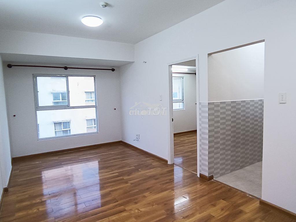 Chính chủ bán ehome 3, căn 2pn block b2 ngay hồ bơi, tầng 8, hướng nam - 2