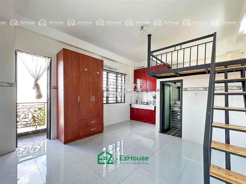 Phòng bancol siêu rông ngay lê văn quới - hoà bình cách vhu chỉ 700m