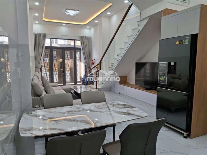 Nhà rộng rãi 70m2 ngay trung tâm thị trấn nhà bè sát q7 