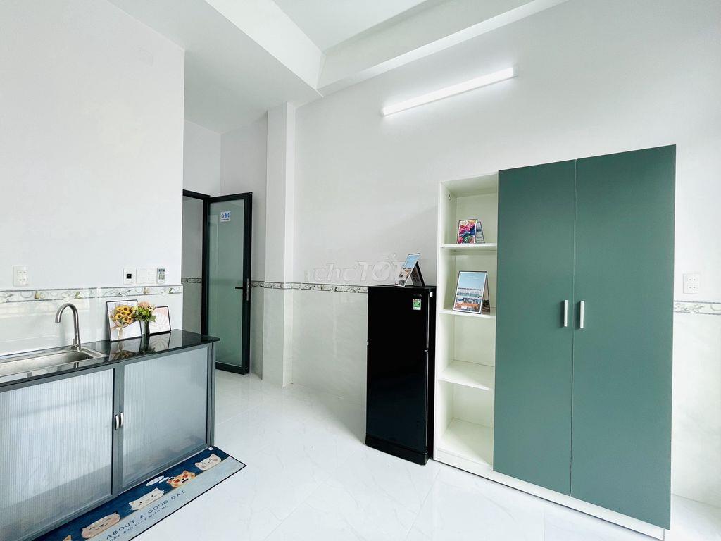Ban công - full nt - gác lửng cao 2m - nhà xe rộng không thu phí - 3
