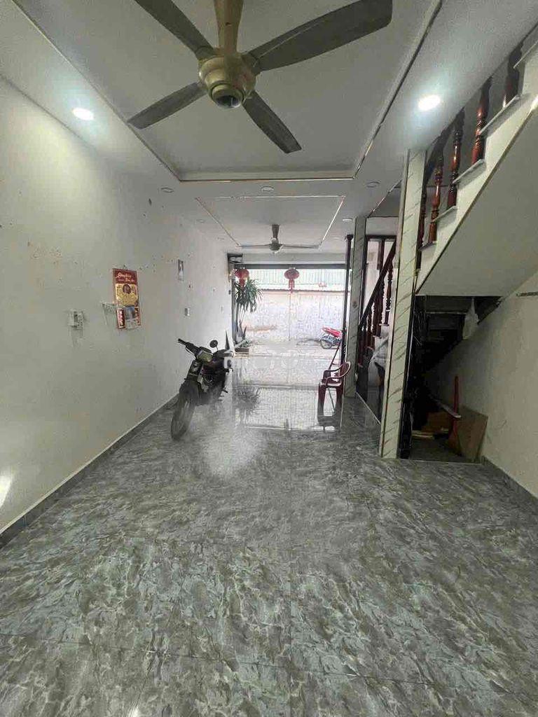 Nhà 1 trệt 1 lầu 3pn 2wc hẻm gần đường số 2 trường thọ thủ đức