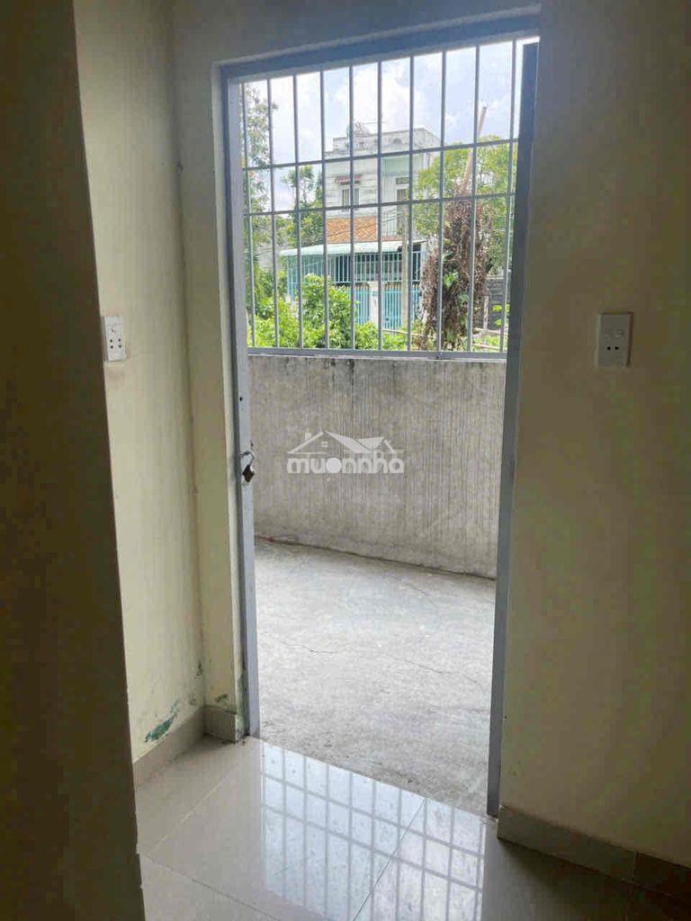 🌹🌹 Nhà nc rộng có sân 1pn 1wc - hẻm xh lvl - mới ở ngay 🌹🌹 - 4