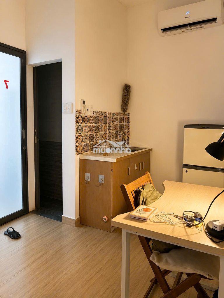Phòng ban công, có nội thất đường đặng thùy trâm , gần trường văn lang - 2