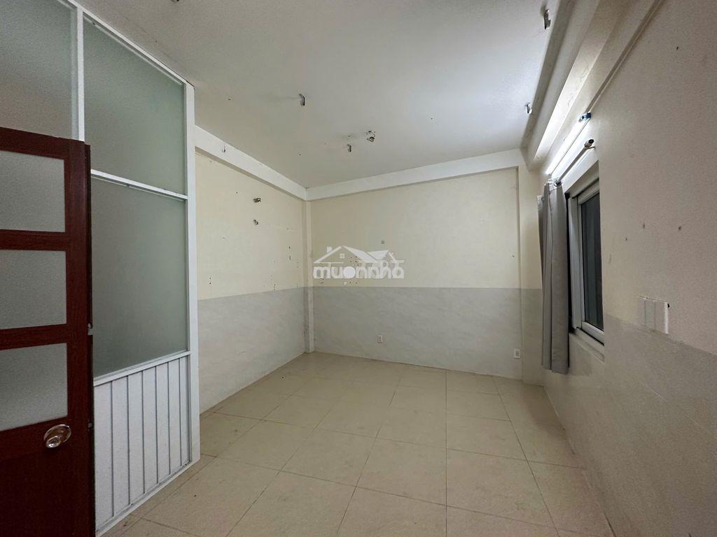 Nhà cho thuê sát mt đường 3/2 trệt 4lau 4pn mới đẹp vô ở liền quận 10 - 2
